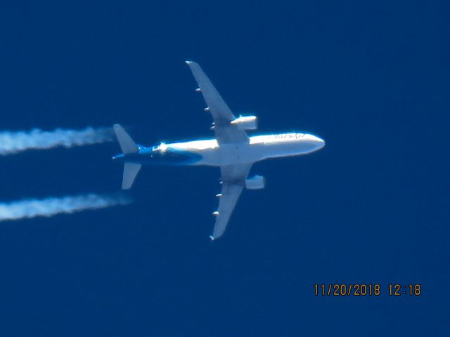 Airbus A320 (N631VA)