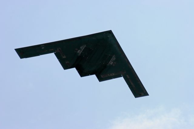 — — - B-2 Stealth Bomber Flies Above Runway 17 Manitowoc, WI 6-4-11