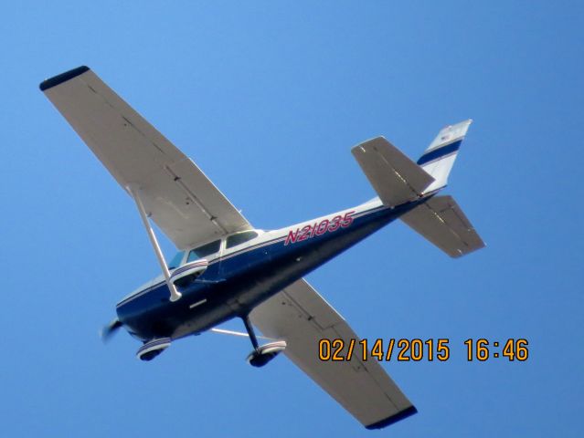 Cessna Skyhawk (N21035)