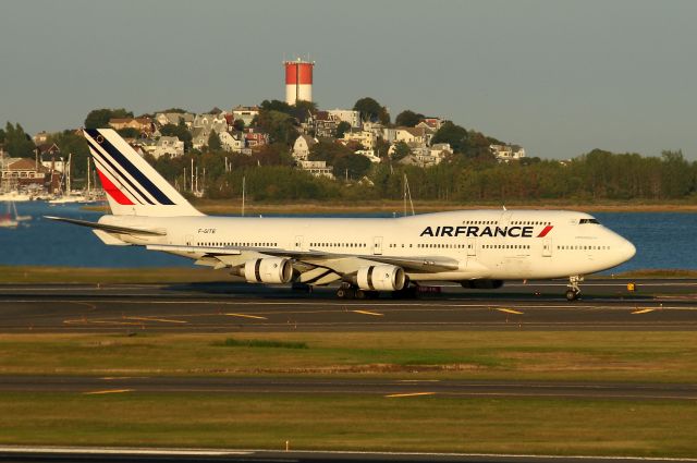 Boeing 747-400 (F-GITE) - AFR 338 arriving from Paris against the backdrop of the Winthrop Water Tower in Winthrop, MA