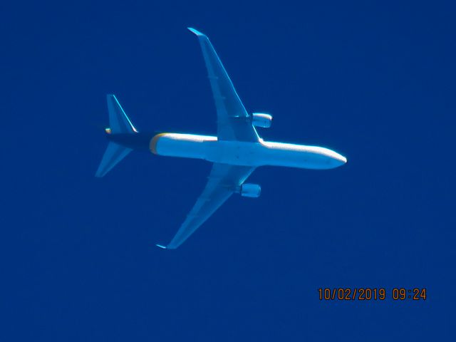 BOEING 767-300 (N358UP)