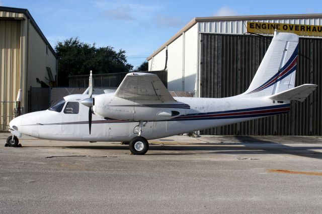 Aero Commander 500 (N312EC) - 01-Aug-13.