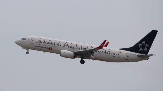 Boeing 737-800 (TC-JFH)