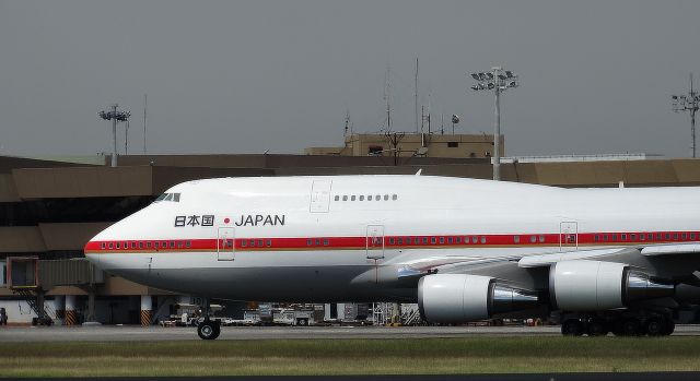 Boeing 747-400 (20-1101) - Japanese Emperor Akihito and Empress Michiko departing Manila after 5 days state visit. br /br /watch it here: a rel=nofollow href=http://www.youtube.com/ownsgermanywww.youtube.com/ownsgermany/a