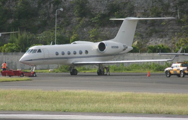 Beechcraft Bonanza (36) (N999NB)