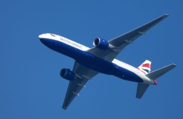 Boeing 777-200 (G-VIIG) - Shown here is a British Airways Boeing 777-200 a few minutes until landing in the Spring of 2017.