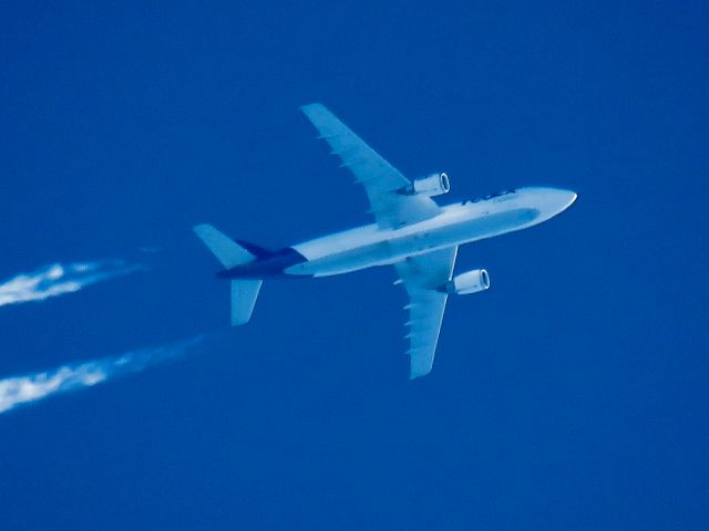 Airbus A300F4-600 (N692FE)