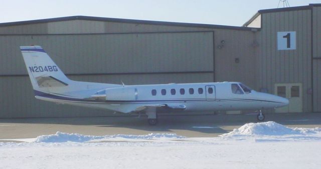 Cessna Citation V (N204BG) - Parked on ramp at KHNB on Feb 6, 2009