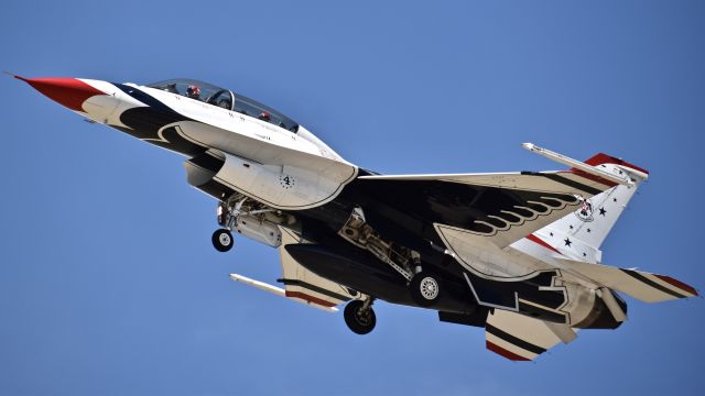 Lockheed F-16 Fighting Falcon — - USAF Thunderbirds arriving in Colorado Springs prior to the 2018 US Air Force Academys graduation fly-over. (Thunderbird 4, F-16D)