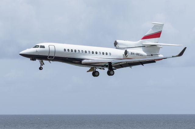 Dassault Falcon 7X (9H-BELL)