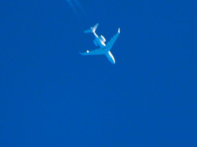 Bombardier Challenger 300 (N872HL) - HOB2br /OKC-MDWbr /10/12/21