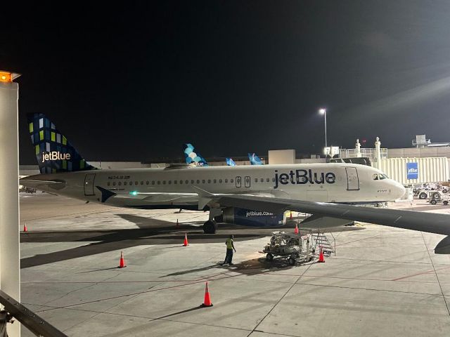 N634JB — - N634 basking in the night S. Florida skies before her departure 