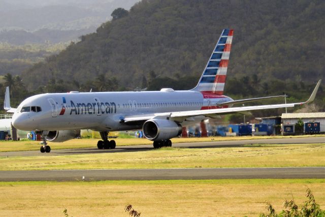 Boeing 757-200 (N190AA)