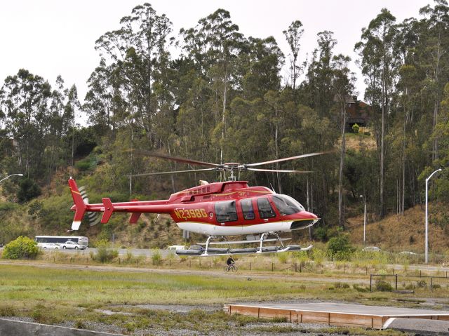 Bell 407 (N2398G) - Flipper Aviation Llc Bell 407 N2398G landing at Sausalito after an areal tour on San Francisco