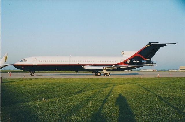 BOEING 727-200 (N727NK) - Operated on behalf of Miami Heat BB team.