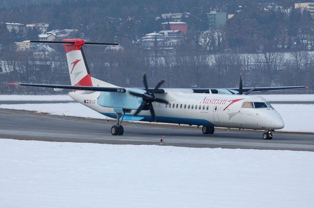 de Havilland Dash 8-400 (OE-LGI)