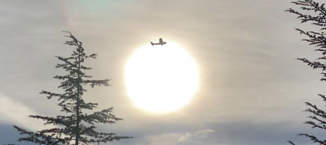 Cessna Skyhawk (N402ER) - Student pilot on 3-stop Cross Country departing from KPRC.  Captured "Over The Sun" by his instructor, Kevin Peace.