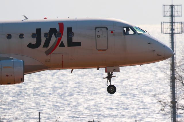 Embraer 170/175 (JA211J) - hakodate air port hokkaido japan