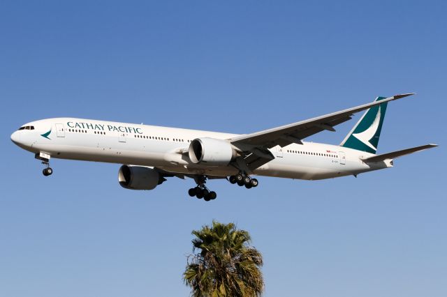 BOEING 777-300ER (B-KPI)