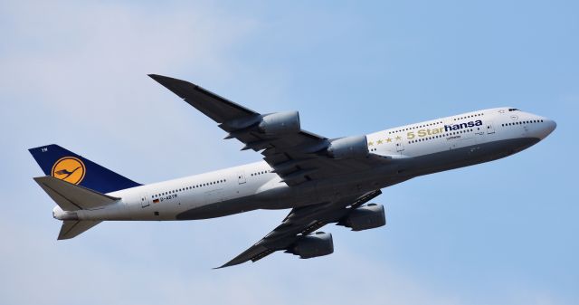 BOEING 747-8 (D-ABYM) - From the Schiller Park Metra, 5/10/18 - Starhansa! My first time seeing her.