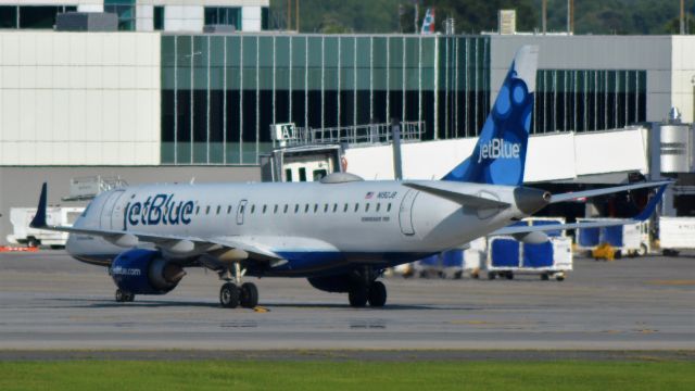 Embraer ERJ-190 (N192JB) - 6/21/19