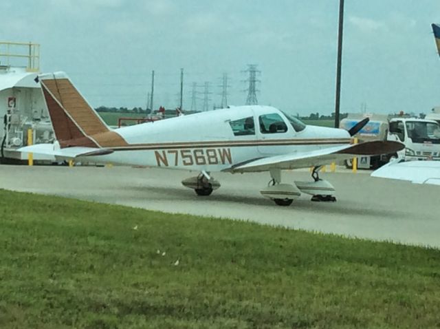 Piper Cherokee (N7568W)