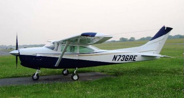 Cessna Skylane (N736RE)