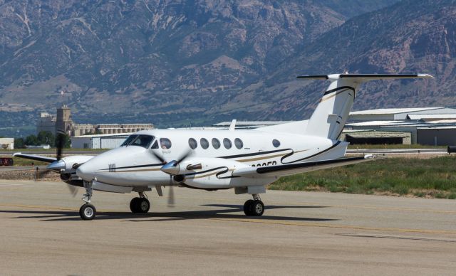 Beechcraft Super King Air 200 (N200FR)