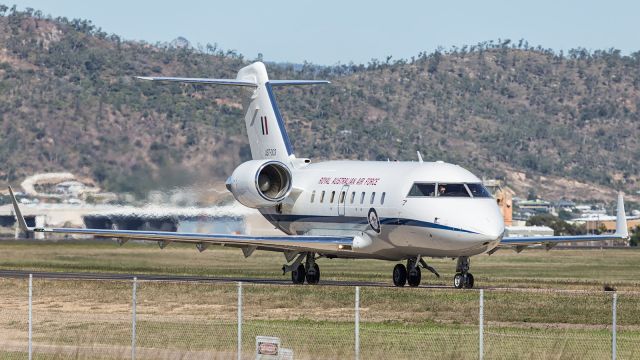 Canadair Regional Jet CRJ-200 (A37003) - RAAF, CRJ200, taxies to runway 19.