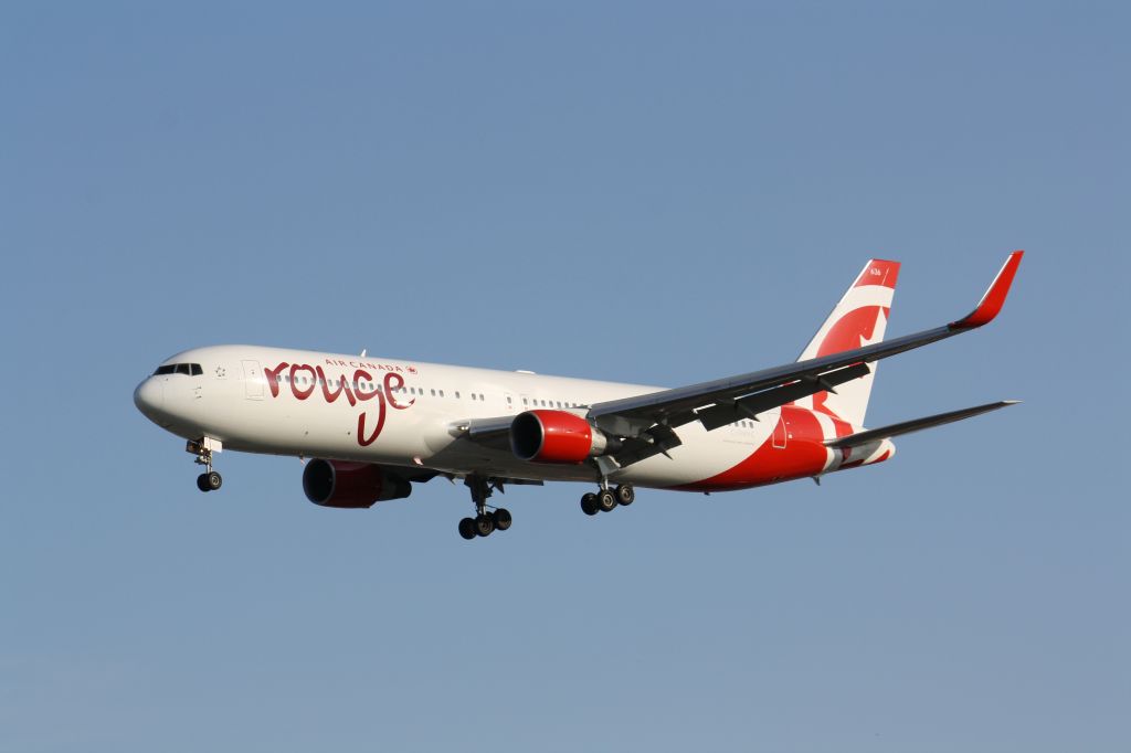 BOEING 767-300 (C-FMXC) - Landing Lester B.Pearson Intl Airport CYYZ,May 17,2014