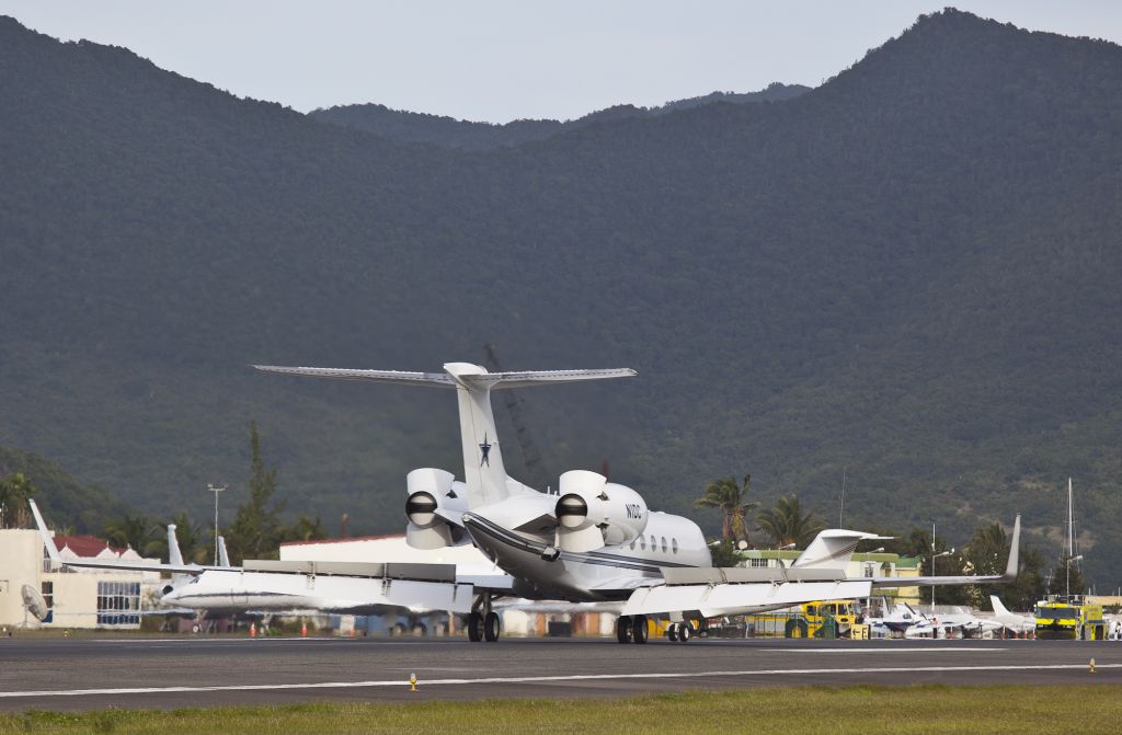 Gulfstream Aerospace Gulfstream V (N1DC)