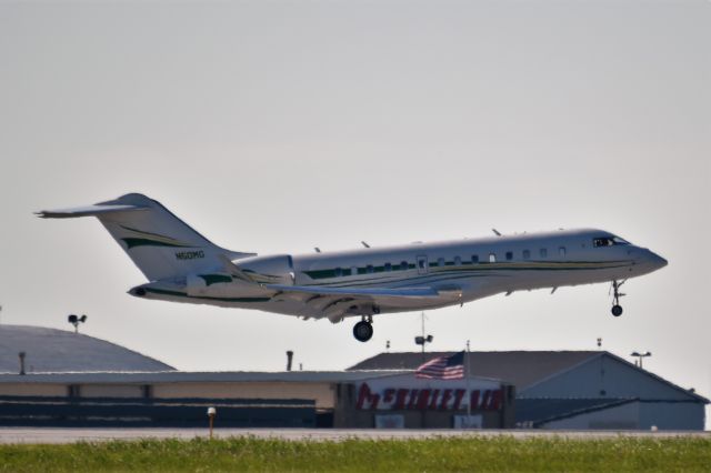 Bombardier Global 5000 (N50MG)