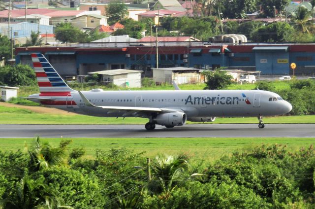 Airbus A321 (N149AN)
