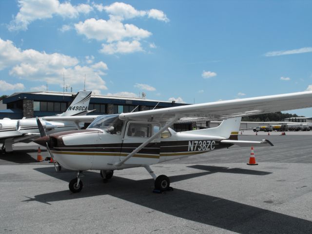 Cessna Skyhawk (N738ZC) - 8ZC at Asheville! Its a beautiful airport too!!