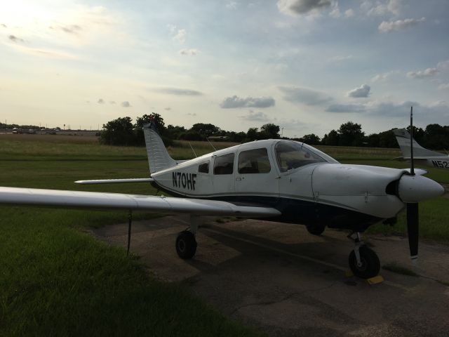 Piper Cherokee (N70HF)