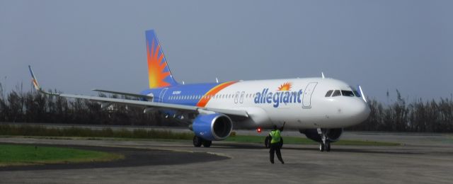 Airbus A320 (N249NV)
