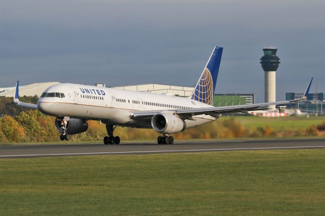 Boeing 757-200 (N17104) - UA80 on the way back to EWR