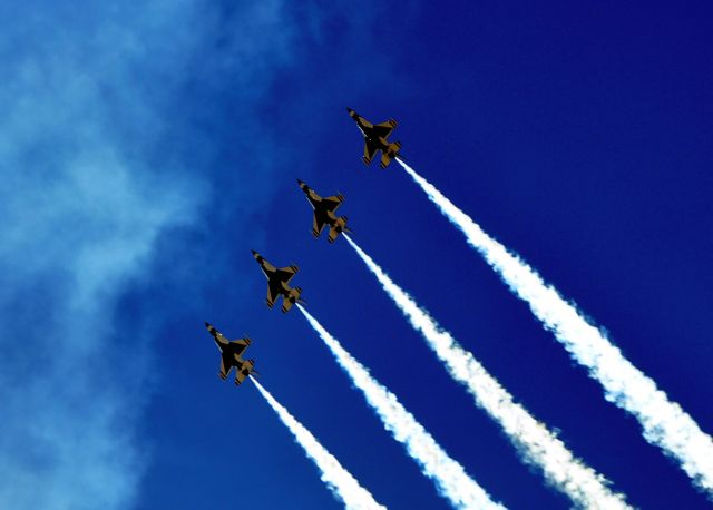 Lockheed F-16 Fighting Falcon — - USAF Thunderbirds - Thunder & Lightning Over Arizona - March 13, 2016