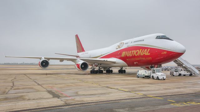 Boeing 747-200 (N936CA)