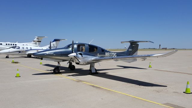 Diamond DA-62 (N617DC)