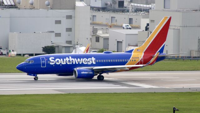 Boeing 737-700 (N441WN)