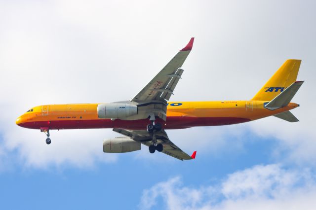 Tupolev Tu-214 (RA-64024)