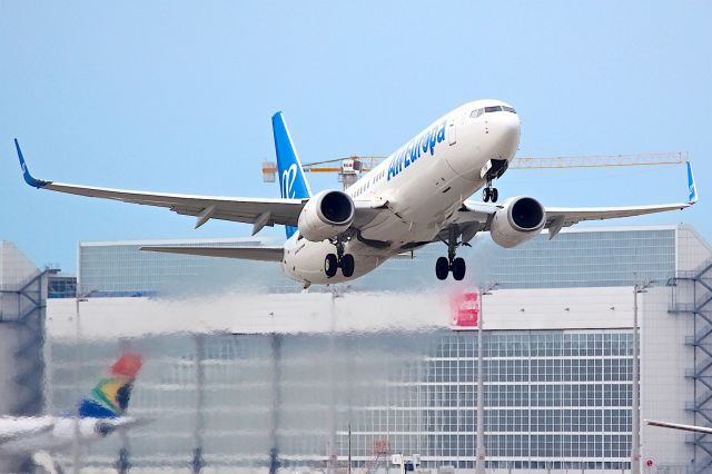 Boeing 737-700 (EC-LPR)