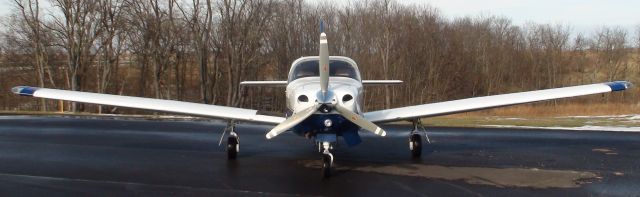 Piper Saratoga (N8401B)