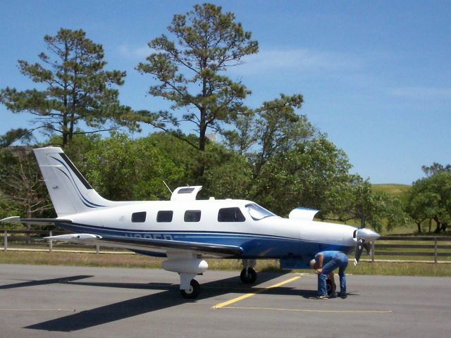 Piper Malibu Mirage (N60ER) - At Kitty Hawk