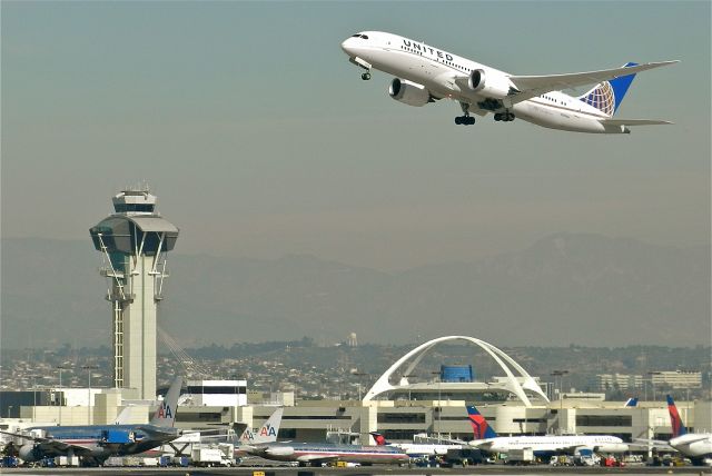 Boeing 787-8 (N20904)