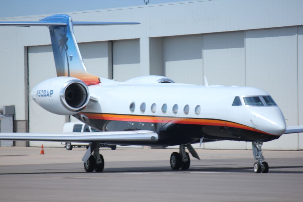 Gulfstream Aerospace Gulfstream V (N528AP)