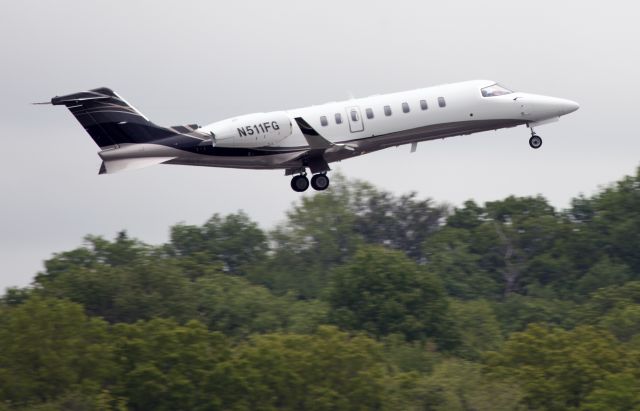 Learjet 45 (N511FG) - Powerful take off RW16.