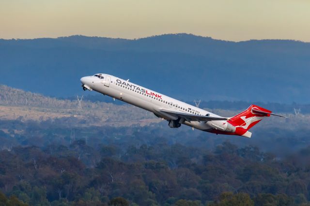 Boeing 717-200 (VH-NXH)