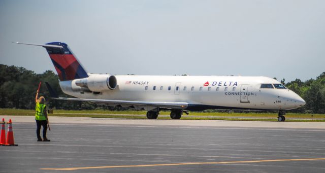 Canadair Regional Jet CRJ-200 (N840AY)